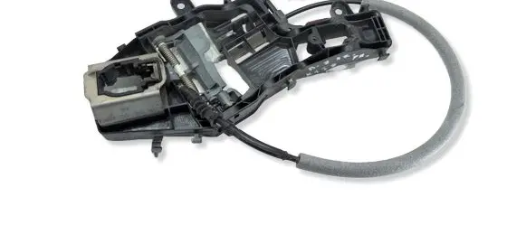 Volkswagen PASSAT B8 Front door exterior handle/bracket 517837811D