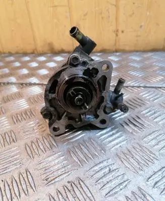 Mitsubishi Galant Vacuum pump A40202