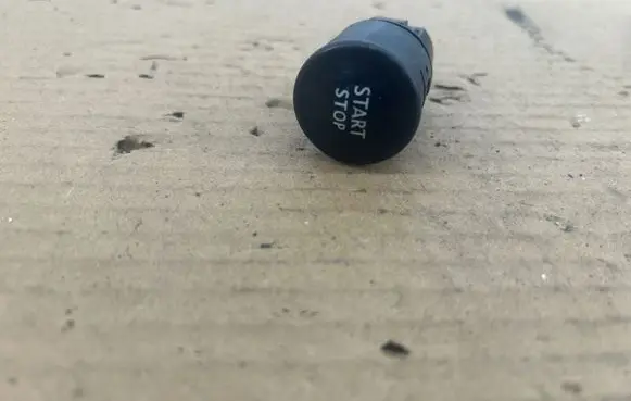 Renault Clio IV Engine start stop button switch 1927937