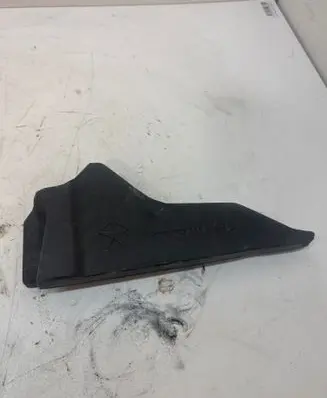 Jeep Compass Fender foam support/seal 68242143AA
