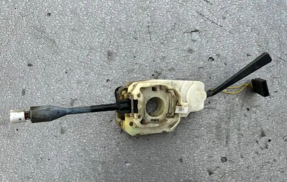 Nissan Patrol 260 Wiper control stalk 25560-C8166