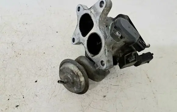 Honda Civic Throttle valve