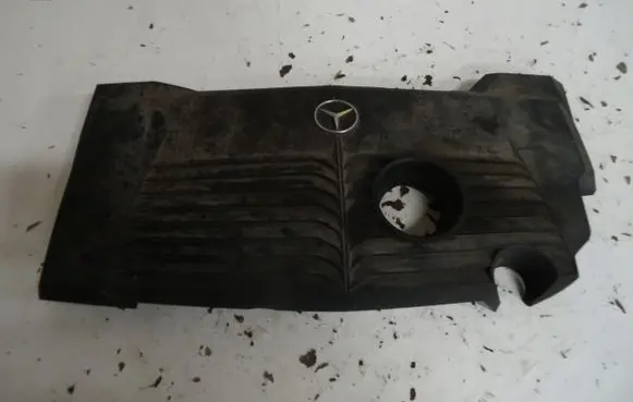 Mercedes-Benz B W246 W242 Engine cover (trim)