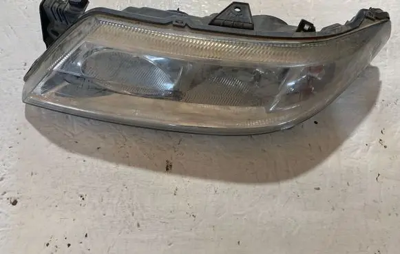 Renault Laguna II Headlight/headlamp 8200002846 89004689