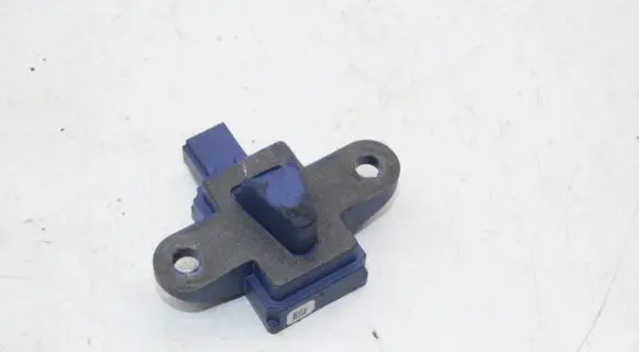 Mercedes-Benz E W212 Airbag deployment crash/impact sensor A2128205026