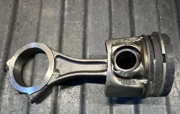Infiniti FX Piston with connecting rod 103400524 942390 10653
