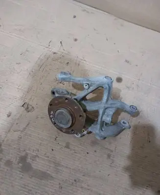 Citroen C5 Rear wheel hub