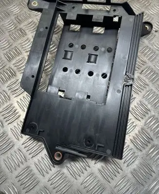 Porsche Macan (95B) Sound amplifier holder/bracket 95B035251a