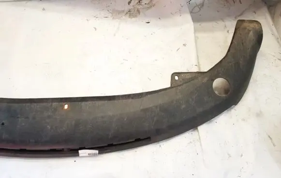 Volkswagen PASSAT B5 Front bumper lower grill