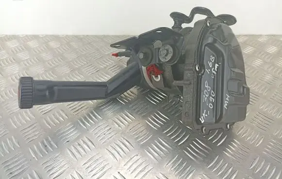 Peugeot 308 Power steering pump 9684979180