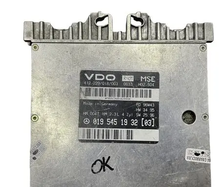 Mercedes-Benz E W210 Engine control unit/module 0195451932