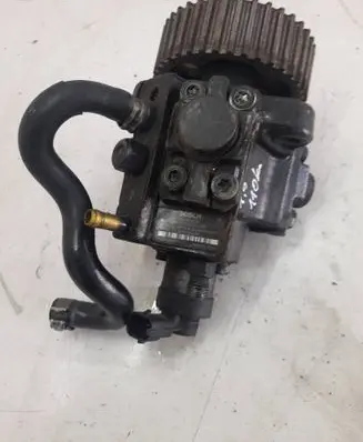 Opel Zafira B Fuel injection high pressure pump 0055206679 0445010156