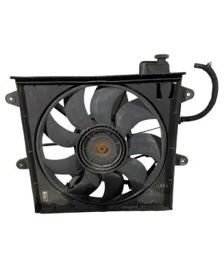 Jeep Grand Cherokee (WK) Radiator cooling fan shroud