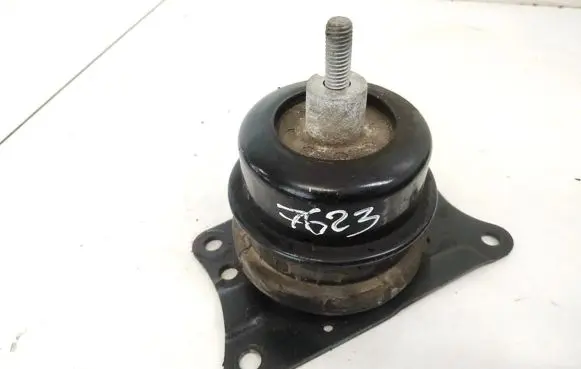 Audi A1 Engine mount bracket 6R0199167E
