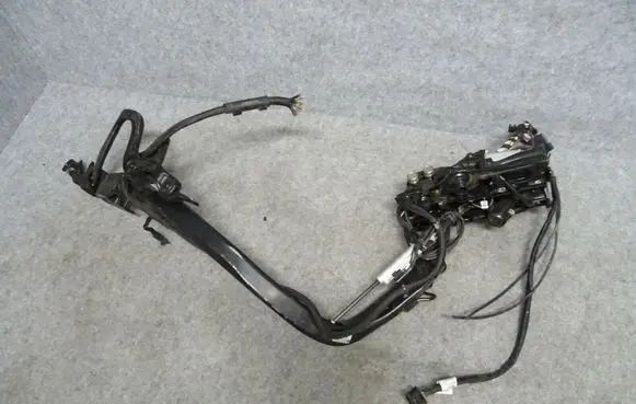 BMW 4 F32 F33 Convertible roof hinge 7401032