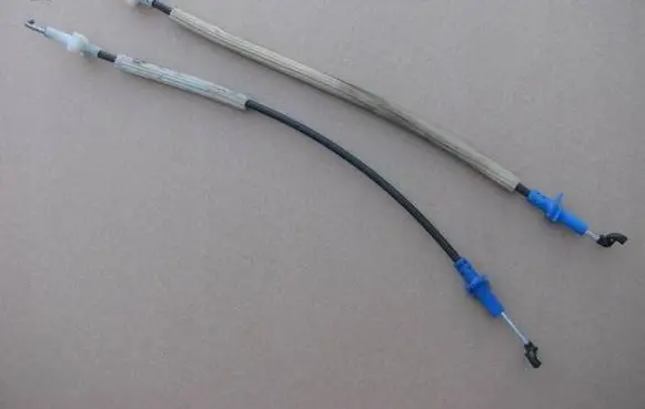 Fiat Doblo Front door cable line 