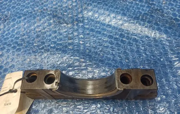 Mercedes-Benz S W126 Crankshaft Holder 1170110013