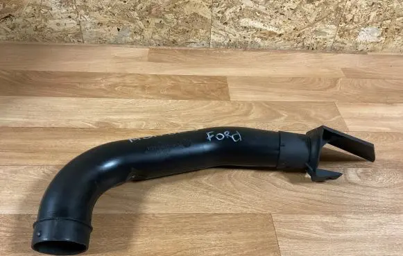 Ford Mondeo Mk III Air intake duct part 1S719A675AG C7Z2A