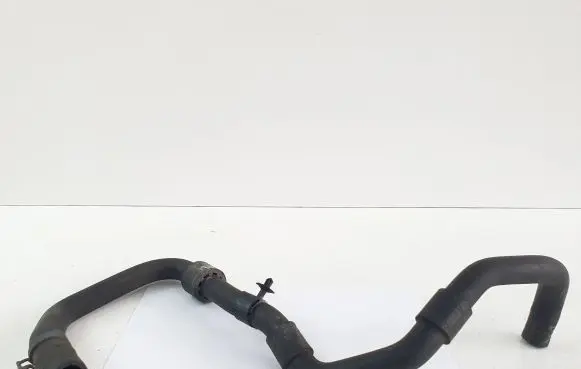 Volkswagen Tiguan Engine coolant pipe/hose 3Q0121058B
