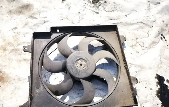 KIA Carens I Radiator cooling fan shroud a00514500