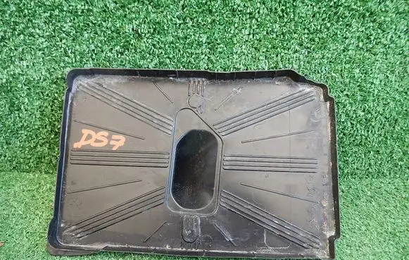 Citroen DS7 Crossback Battery tray 