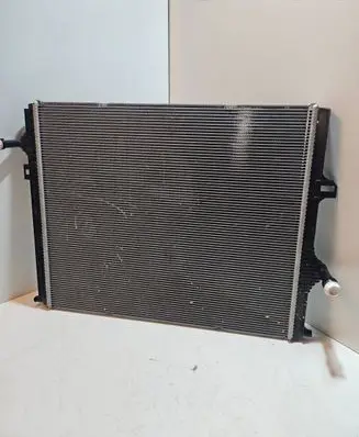 BMW 4 F32 F33 Coolant radiator 15272311 8741830