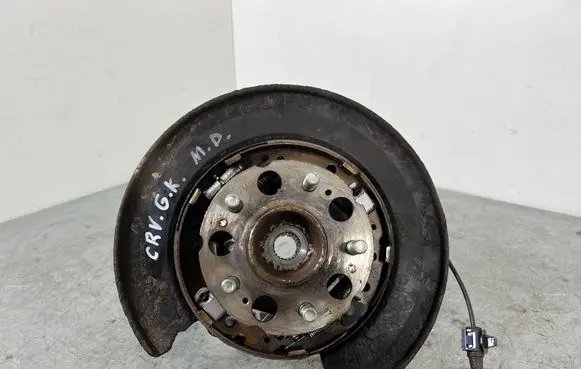 Honda CR-V Rear wheel hub