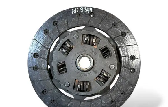 Volkswagen II LT Clutch pressure plate 323019110