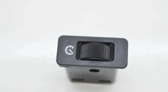BMW 5 E39 Interior lighting relay 8360461 21318000 13626075