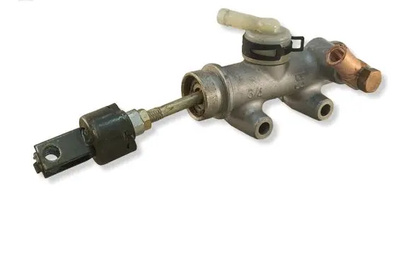Lexus IS 220D-250-350 Clutch master cylinder 