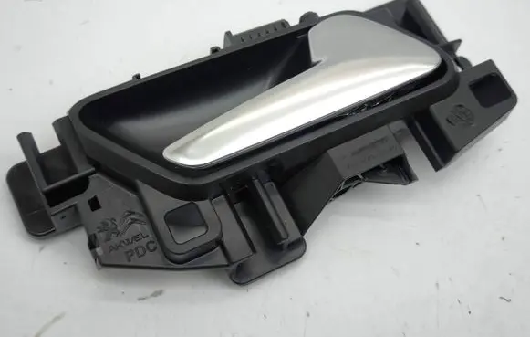 Citroen C4 III e-C4 Rear door interior handle 98201552