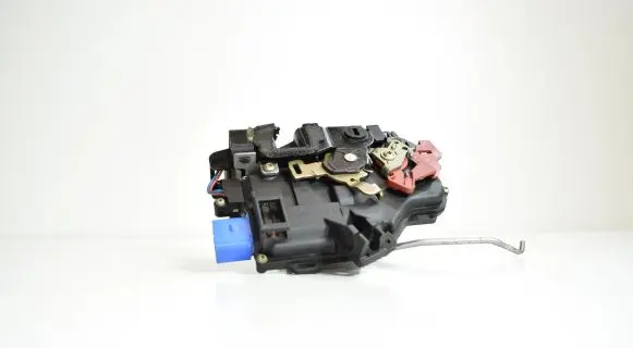 Audi A8 S8 D3 4E Rear door lock 4E0839015