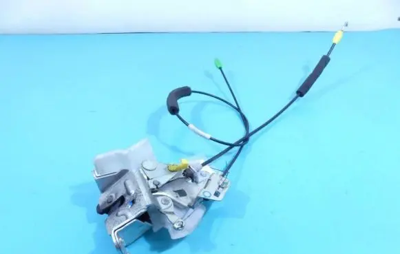 Toyota Sienna XL30 III Rear door lock IMPRK1257103