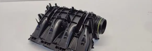 Volkswagen Tiguan Intake manifold 05E129709S