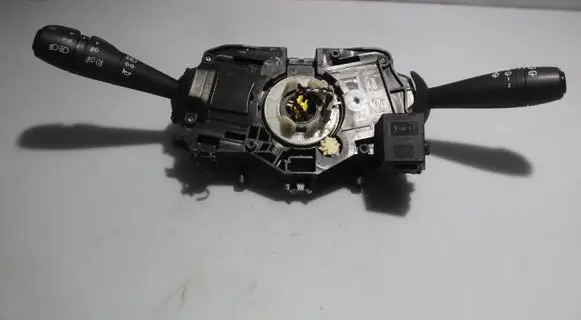 Dacia Sandero Light switch 681727472R