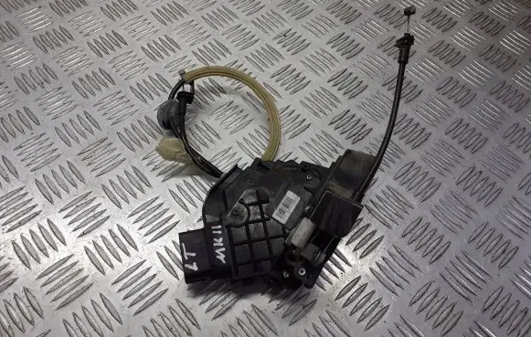 Ford Focus Rear door lock
