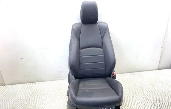 Mazda CX-3 Front passenger seat 