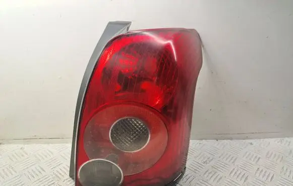 Toyota Avensis T250 Rear/tail lights 8155105240