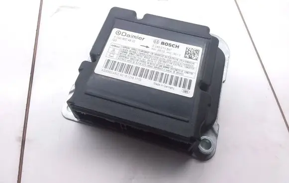 Mercedes-Benz Sprinter W906 Airbag control unit/module A0009004802 0285011847
