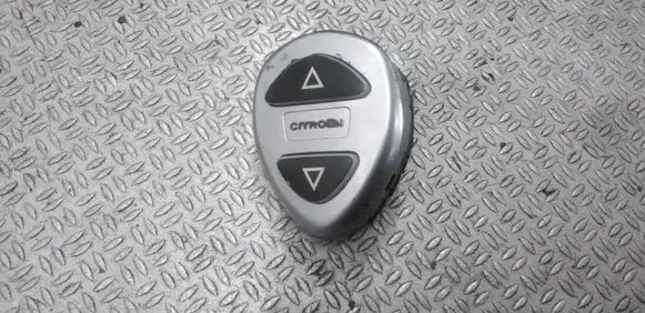 Citroen C5 Suspension ride height/mode switch 9633261277