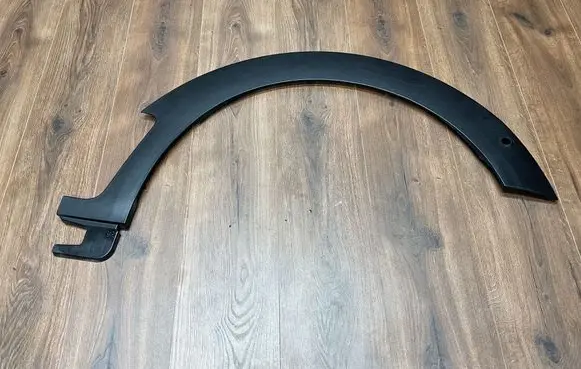Mini Clubman F54 Fender end trim 7348906