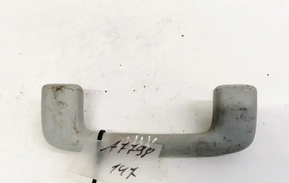 Mitsubishi Outlander Front interior roof grab handle