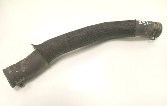 Suzuki Grand Vitara II Engine coolant pipe/hose