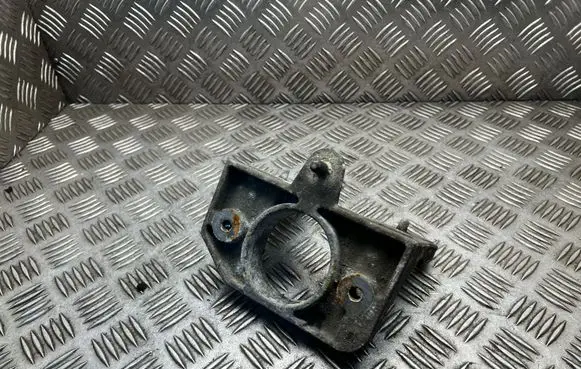 Opel Vivaro Gearbox mounting bracket 8200219372A