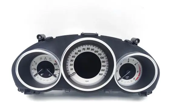 Mercedes-Benz E W212 Speedometer (instrument cluster) A2129007918 2129014005 2129028206