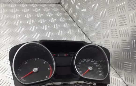 Ford Mondeo MK IV Tachometer 8N2T-10849-CD