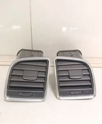 Dashboard side air vent grill/cover trim