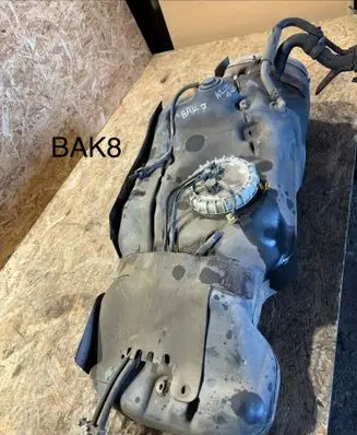 Toyota Hilux (AN10, AN20, AN30) Fuel tank 771000K131A