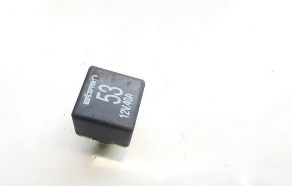 Volkswagen Polo IV 9N3 Other relay 141951253b