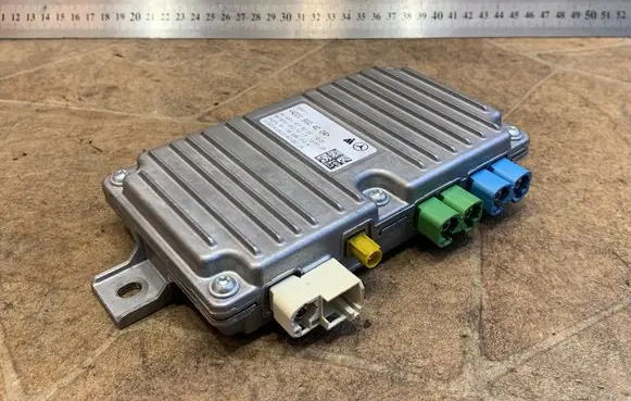 Mercedes-Benz E W212 Camera control unit module A0009004004